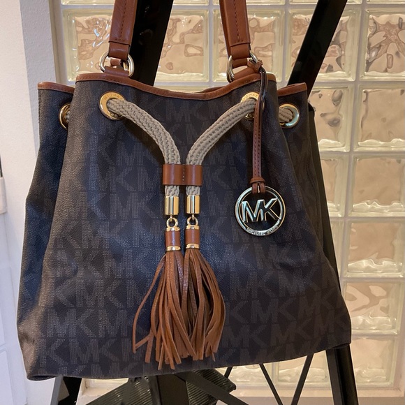 Handbags - Michael Kors Drawstring Satchel